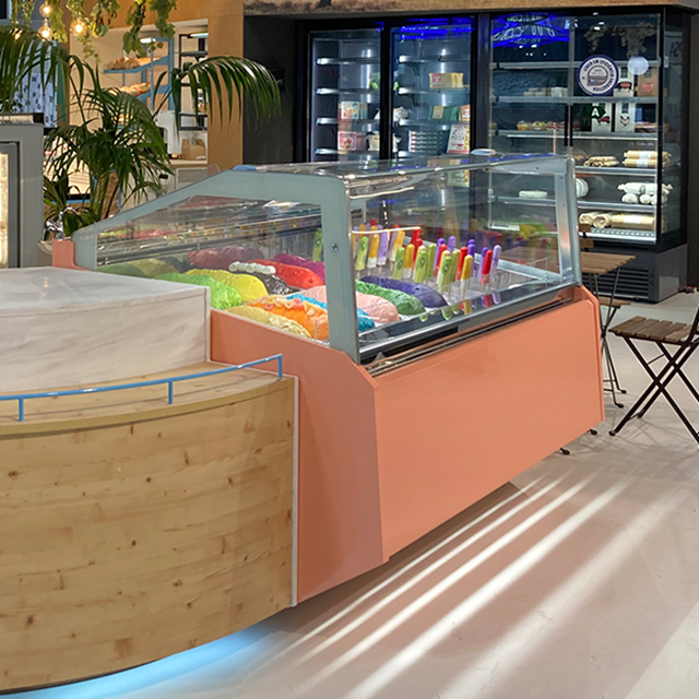 PURA ice cream display cases